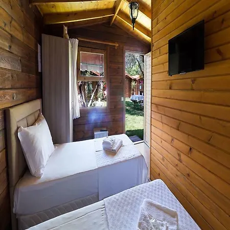 Sakizlar Park 3*